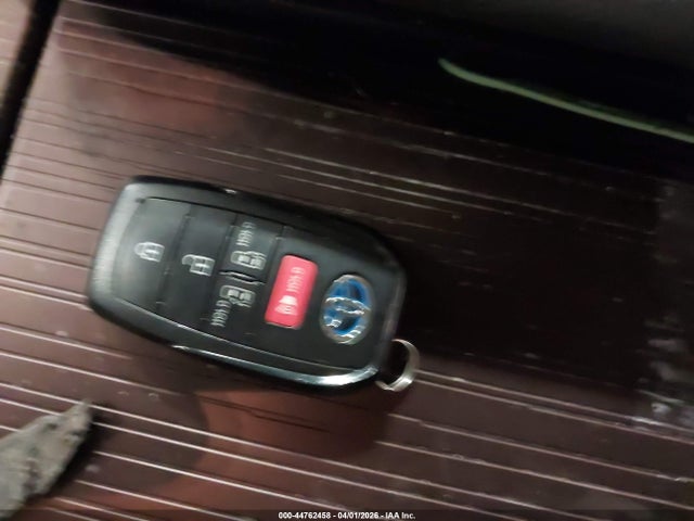Auction sale of the 2021 Toyota Sienna Le, vin: 5TDKSKFC7MS038893, lot number: 44762458