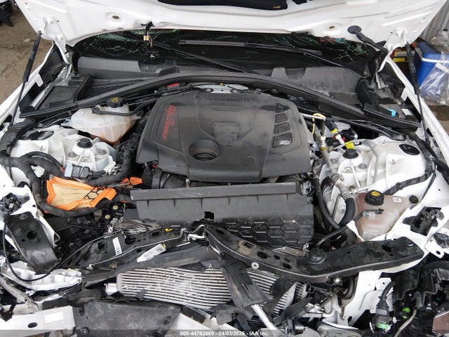 2022 Alfa Romeo Giulia Veloce Awd მანქანა იყიდება აუქციონზე, vin: ZARFANBN7N7655435, აუქციონის ნომერი: 44762460