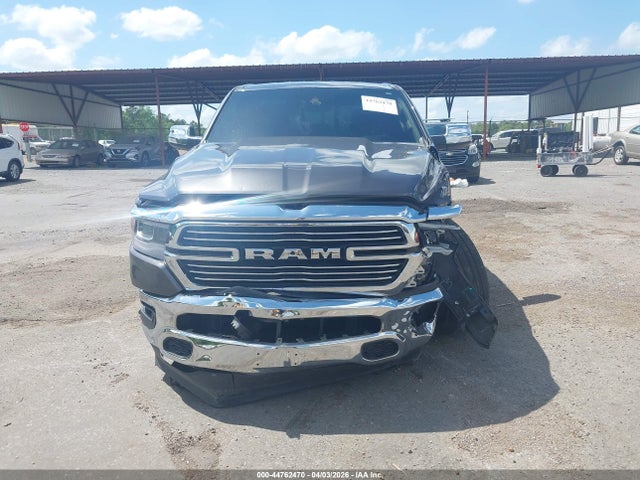 2021 Ram 1500 Laramie  4x2 5'7 Box მანქანა იყიდება აუქციონზე, vin: 1C6RREJT8MN711089, აუქციონის ნომერი: 44762470