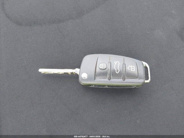 44762477 :رقم المزاد ، WAU38LFF3G1079023 vin ، 2016 Audi A3 2.0t Premium مزاد بيع