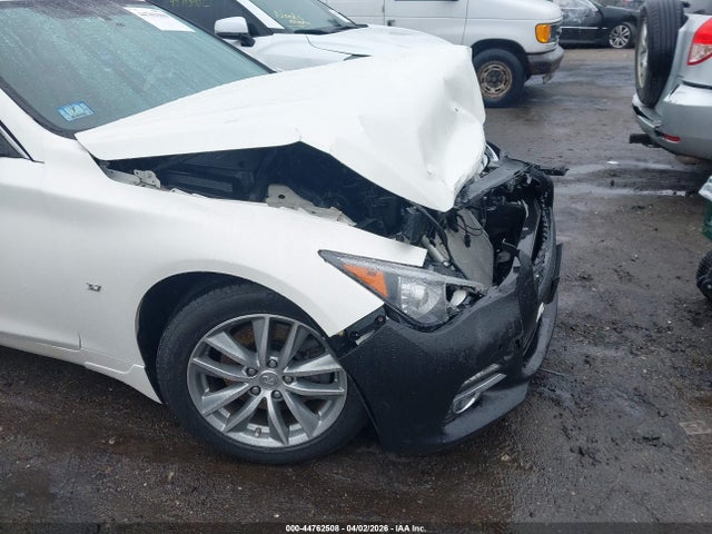 2015 Infiniti Q50 Premium მანქანა იყიდება აუქციონზე, vin: JN1BV7AR1FM396704, აუქციონის ნომერი: 44762508