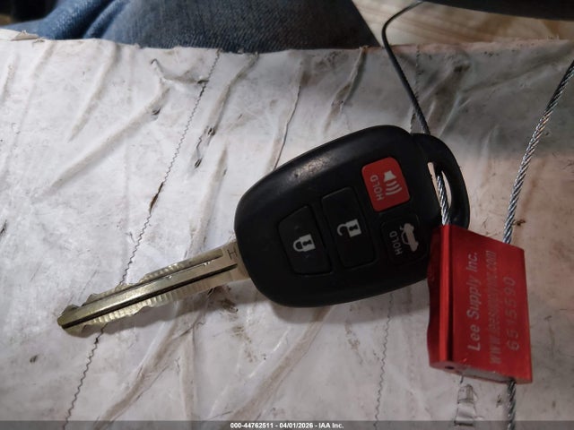 Aukcja sprzedaży 2015 Toyota Corolla Le, vin: 5YFBURHE4FP317702, numer aukcji: 44762511