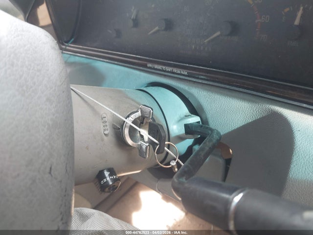 44762523 :رقم المزاد ، 1G4BT5370NR447108 vin ، 1992 Buick Roadmaster Limited مزاد بيع