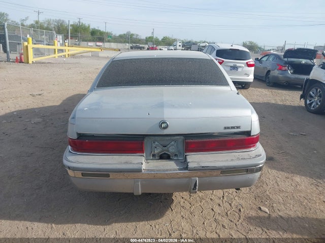 44762523 :رقم المزاد ، 1G4BT5370NR447108 vin ، 1992 Buick Roadmaster Limited مزاد بيع