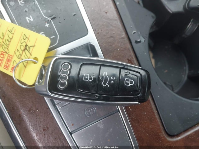 Продаж на аукціоні авто 2020 Audi A6 Premium Plus 55 Tfsi Quattro S Tronic, vin: WAUL2AF27LN084053, номер лоту: 44762527