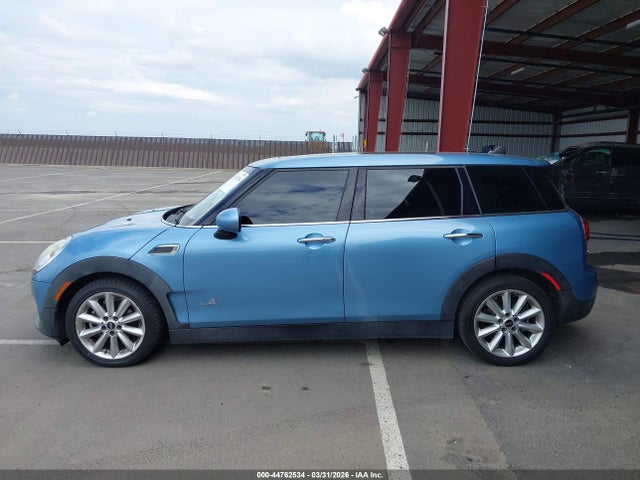 Mini Clubman Cooper 2017 WMWLU1C5XH2C41580 Image 14