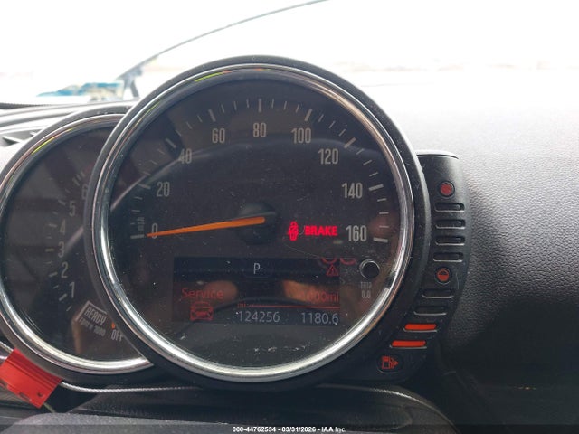 Mini Clubman Cooper 2017 WMWLU1C5XH2C41580 Image 7