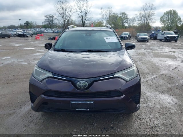 44762537 :رقم المزاد ، 2T3ZFREV9JW427091 vin ، 2018 Toyota Rav4 Le مزاد بيع