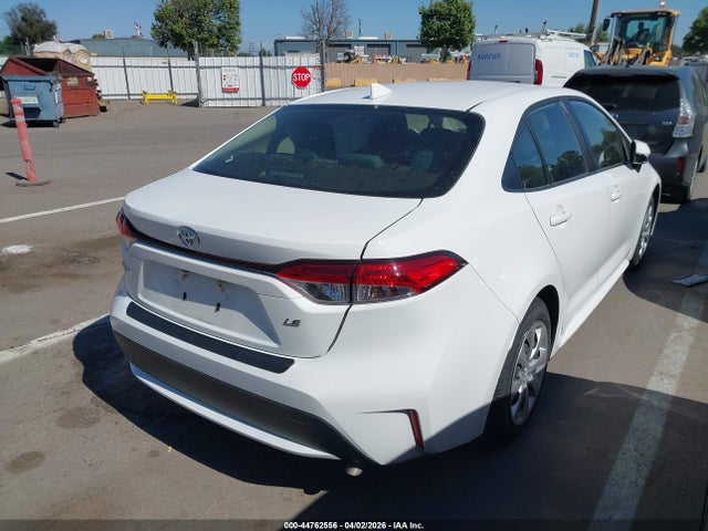 44762556 :رقم المزاد ، JTDEPMAE8N3007660 vin ، 2022 Toyota Corolla Le مزاد بيع