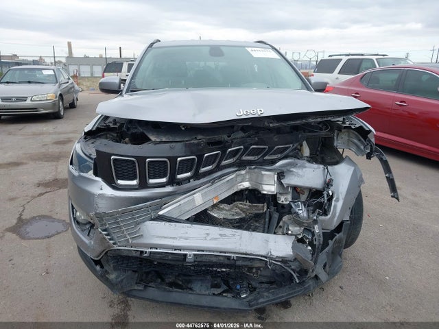 44762575 :رقم المزاد ، 3C4NJCBBXJT344197 vin ، 2018 Jeep Compass Latitude Fwd مزاد بيع