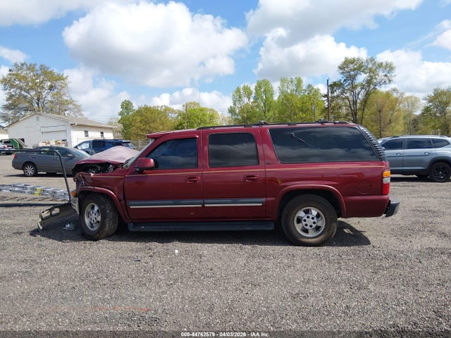44762579 :رقم المزاد ، 1GNEC16T71J316499 vin ، 2001 Chevrolet Suburban 1500 Lt مزاد بيع