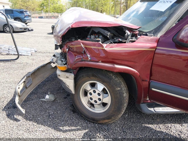 44762579 :رقم المزاد ، 1GNEC16T71J316499 vin ، 2001 Chevrolet Suburban 1500 Lt مزاد بيع