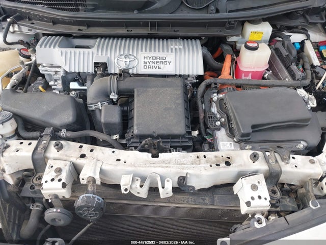 JTDKN3DUXF0463653 Toyota Prius Two