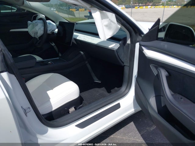 2023 Tesla Model 3 Rear-wheel Drive მანქანა იყიდება აუქციონზე, vin: 5YJ3E1EA5PF600711, აუქციონის ნომერი: 44762602