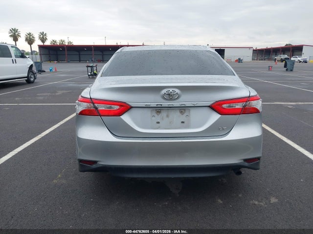 4T1B11HKXJU087218 Toyota CAMRY LE