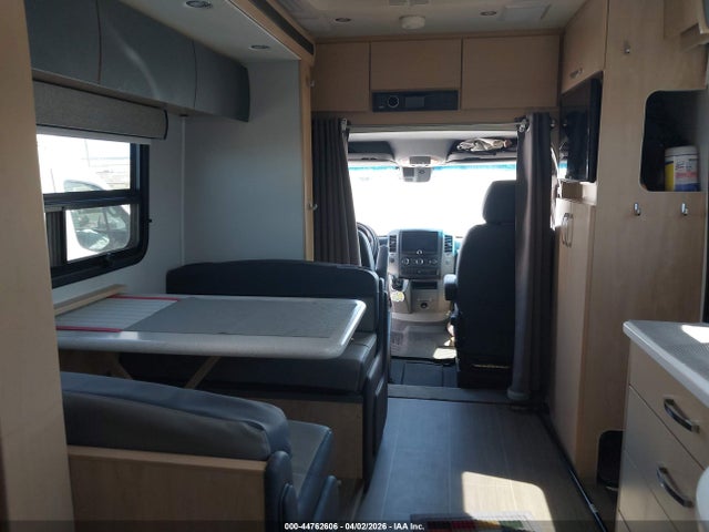 WDAPF4CC7H9713613 Mercedes-Benz Sprinter 3500 High Roof V6