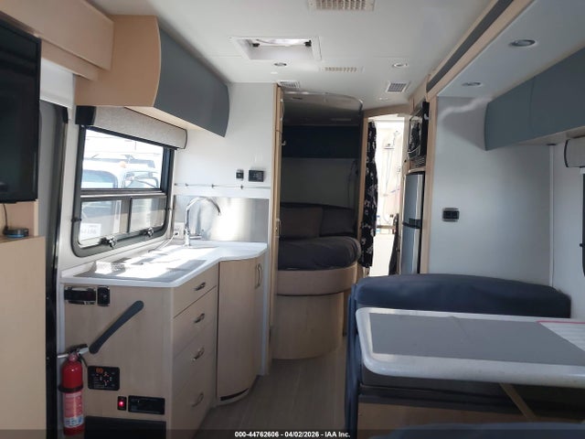 WDAPF4CC7H9713613 Mercedes-Benz Sprinter 3500 High Roof V6
