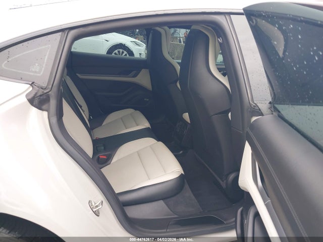 44762617 :رقم المزاد ، WP0AB2Y13MSA41081 vin ، 2021 Porsche Taycan 4s مزاد بيع