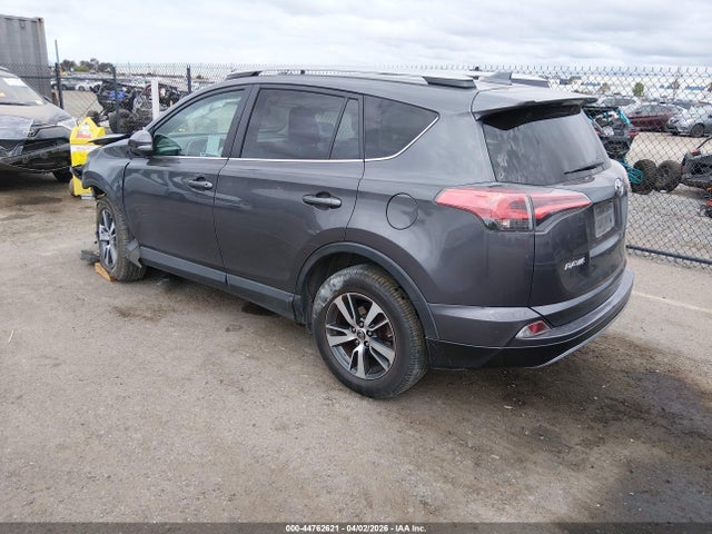 Toyota Rav4 Xle 2018 2T3WFREVXJW441651 Image 3