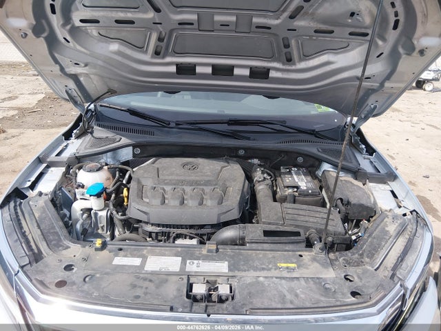 Продажа на аукционе авто 2020 Volkswagen Passat 2.0t Sel, vin: 1VWCA7A38LC005247, номер лота: 44762626