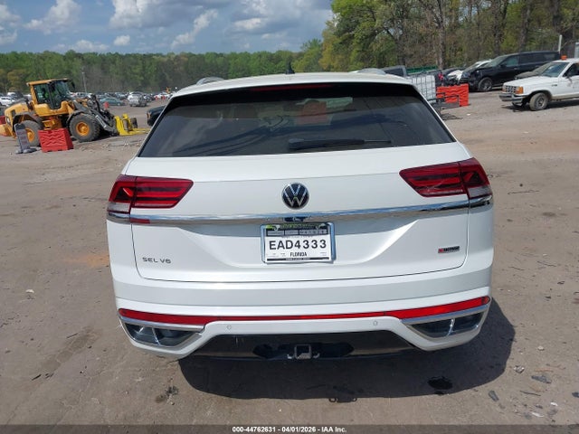 44762631 :رقم المزاد ، 1V2FE2CA6NC218962 vin ، 2022 Volkswagen Atlas Cross Sport 3.6l V6 Sel Premium R-line مزاد بيع