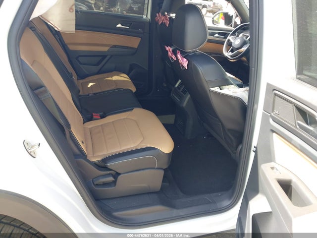 44762631 :رقم المزاد ، 1V2FE2CA6NC218962 vin ، 2022 Volkswagen Atlas Cross Sport 3.6l V6 Sel Premium R-line مزاد بيع