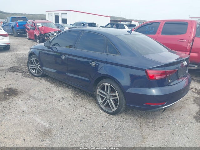 Продаж на аукціоні авто 2017 Audi A3 2.0t Premium, vin: WAUB8GFF4H1049520, номер лоту: 44762639