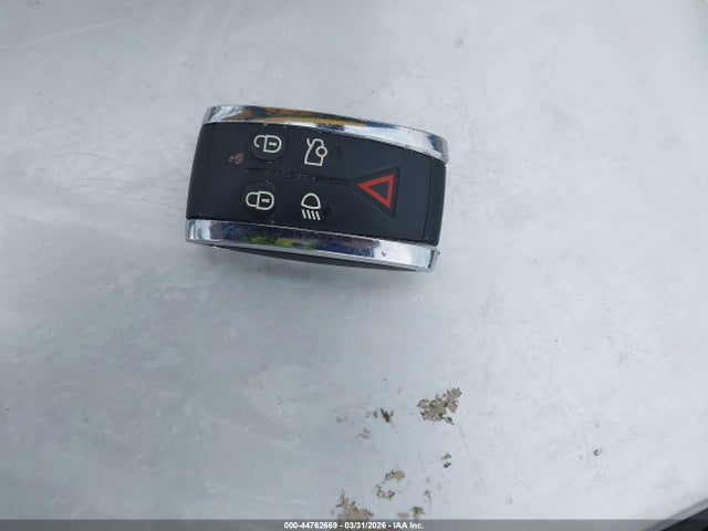 2012 JAGUAR XF SAJWA0FB2CLS55138 Photo 10