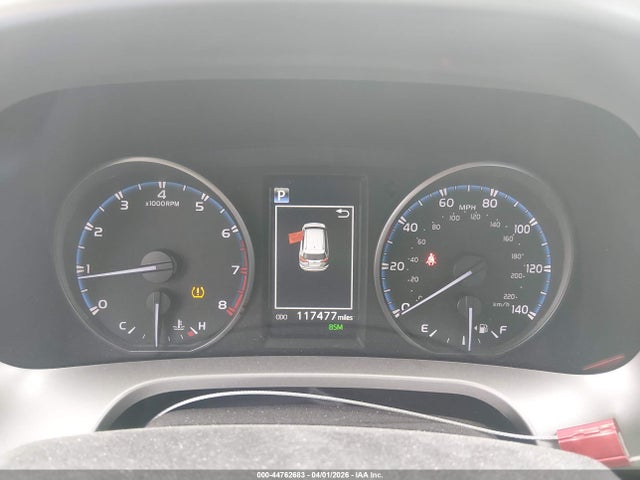 JTMWFREV4JJ750014 Toyota Rav4 Xle