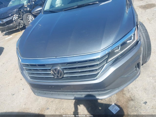 Aukcja sprzedaży 2020 Volkswagen Passat 2.0t Se, vin: 1VWSA7A32LC027482, numer aukcji: 44762696