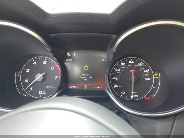 44762700 :رقم المزاد ، ZASFAKBN8J7B64219 vin ، 2018 Alfa Romeo Stelvio Ti Awd مزاد بيع