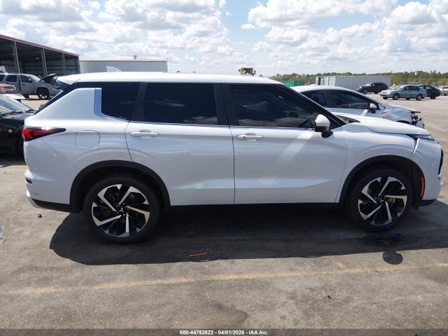 2024 Mitsubishi Outlander Se 2.5 2wd მანქანა იყიდება აუქციონზე, vin: JA4J3VA8XRZ066670, აუქციონის ნომერი: 44762822