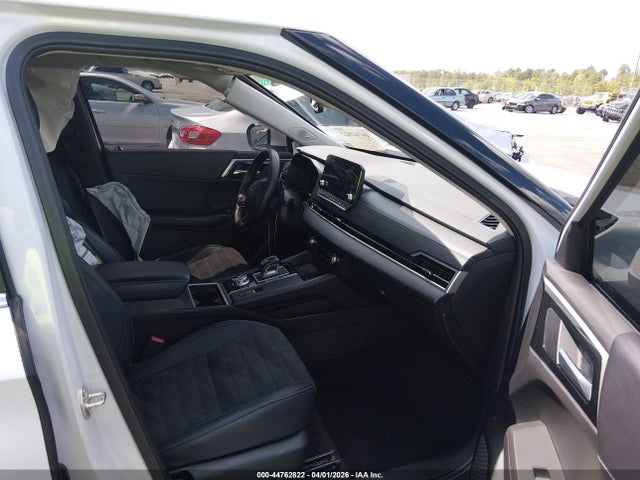 2024 Mitsubishi Outlander Se 2.5 2wd მანქანა იყიდება აუქციონზე, vin: JA4J3VA8XRZ066670, აუქციონის ნომერი: 44762822