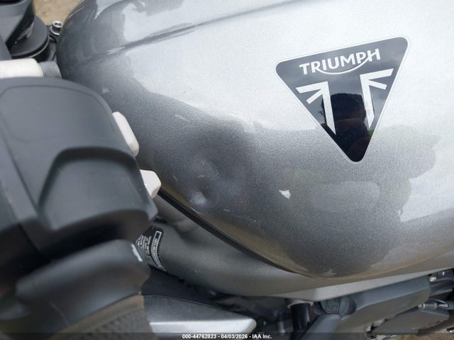 Продаж на аукціоні авто 2022 Triumph Motorcycle Street Triple Rs, vin: SMTA554S5NTAV1101, номер лоту: 44762823