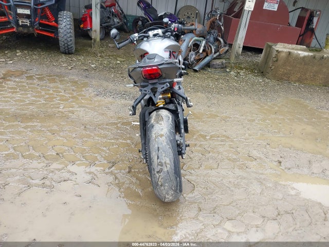 Продаж на аукціоні авто 2022 Triumph Motorcycle Street Triple Rs, vin: SMTA554S5NTAV1101, номер лоту: 44762823