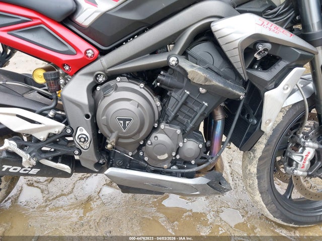Продаж на аукціоні авто 2022 Triumph Motorcycle Street Triple Rs, vin: SMTA554S5NTAV1101, номер лоту: 44762823