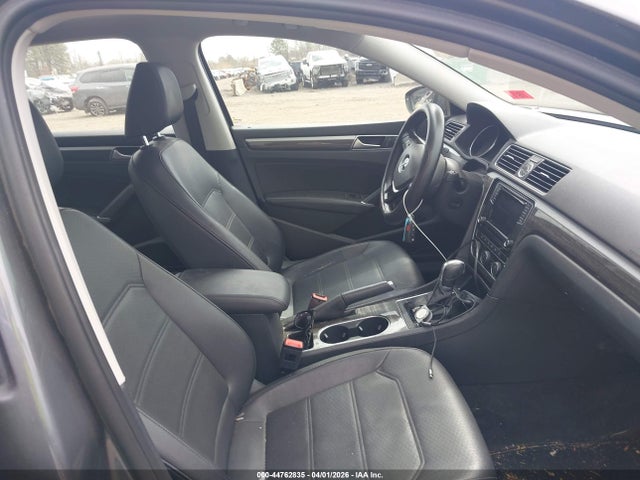 44762835 :رقم المزاد ، 1VWBT7A36GC053146 vin ، 2016 Volkswagen Passat 1.8t Se مزاد بيع