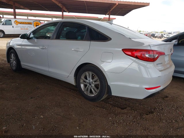 Hyundai SONATA SE 2015 5NPE24AF0FH248769 Image 3
