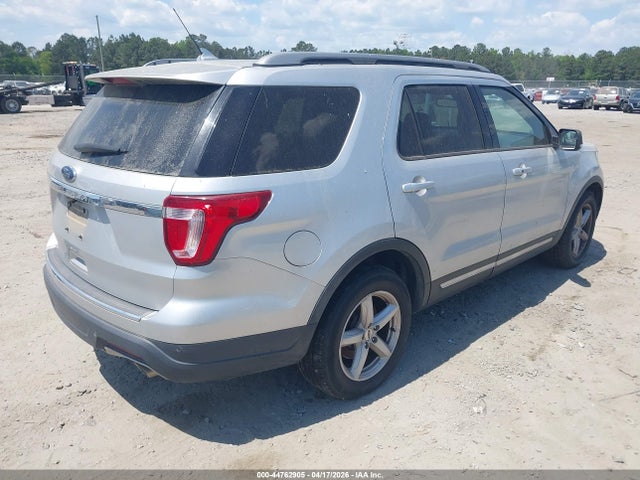 Ford EXPLORER XLT 2018 1FM5K7D81JGB46033 Image 4