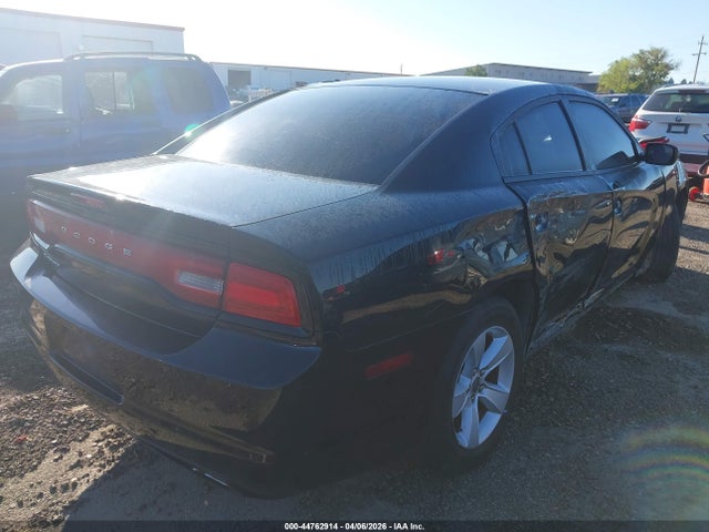 44762914 :رقم المزاد ، 2C3CDXBG8EH117109 vin ، 2014 Dodge Charger Se مزاد بيع