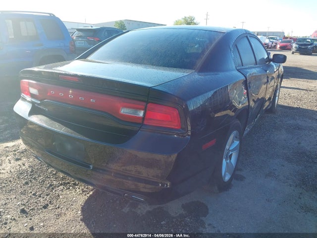 44762914 :رقم المزاد ، 2C3CDXBG8EH117109 vin ، 2014 Dodge Charger Se مزاد بيع