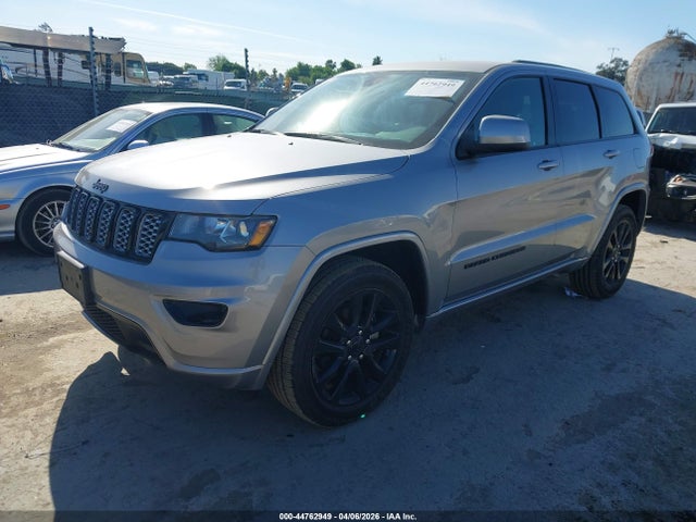 1C4RJFAG2KC750195 Jeep Grand Cherokee Altitude 4x4
