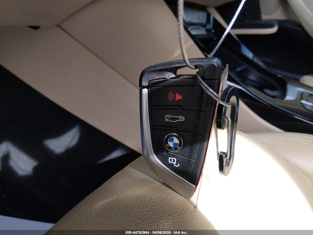 44762964 :رقم المزاد ، 5UXTR9C55JLC68915 vin ، 2018 Bmw X3 Xdrive30i مزاد بيع