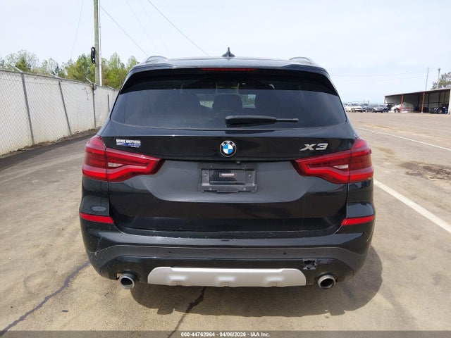 44762964 :رقم المزاد ، 5UXTR9C55JLC68915 vin ، 2018 Bmw X3 Xdrive30i مزاد بيع