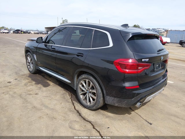 44762964 :رقم المزاد ، 5UXTR9C55JLC68915 vin ، 2018 Bmw X3 Xdrive30i مزاد بيع