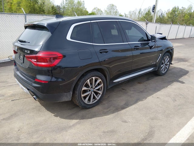 44762964 :رقم المزاد ، 5UXTR9C55JLC68915 vin ، 2018 Bmw X3 Xdrive30i مزاد بيع