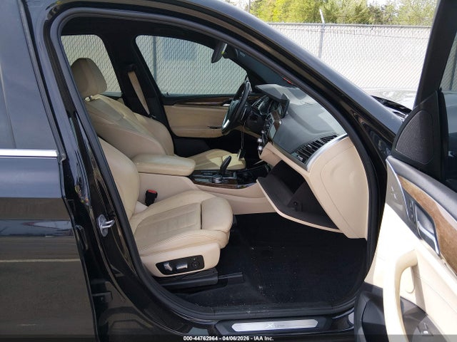 44762964 :رقم المزاد ، 5UXTR9C55JLC68915 vin ، 2018 Bmw X3 Xdrive30i مزاد بيع