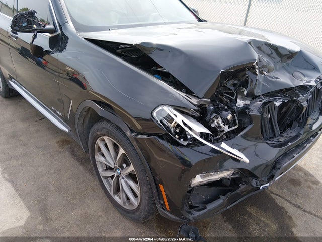 44762964 :رقم المزاد ، 5UXTR9C55JLC68915 vin ، 2018 Bmw X3 Xdrive30i مزاد بيع