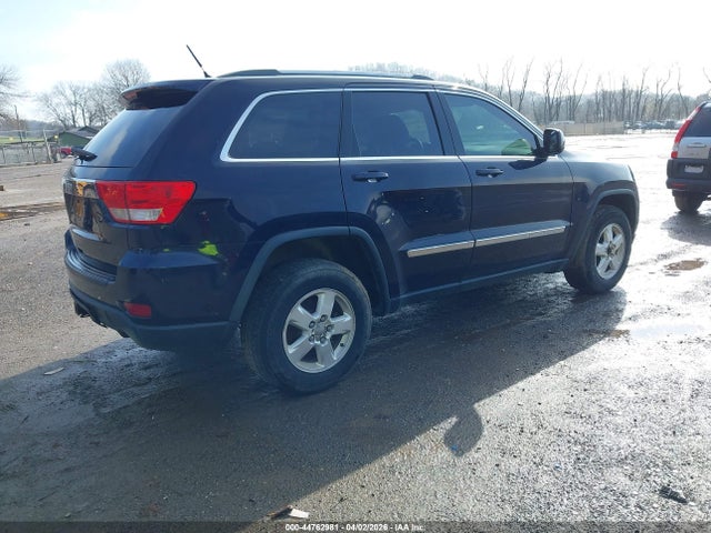 44762981 :رقم المزاد ، 1C4RJFAG9CC324585 vin ، 2012 Jeep Grand Cherokee Laredo مزاد بيع
