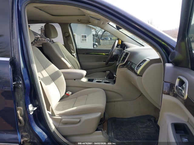 44762981 :رقم المزاد ، 1C4RJFAG9CC324585 vin ، 2012 Jeep Grand Cherokee Laredo مزاد بيع